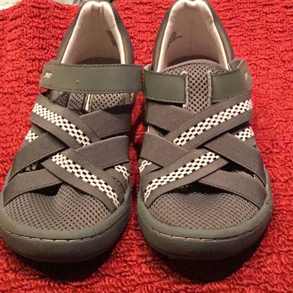 Jsport  Jambu shoes